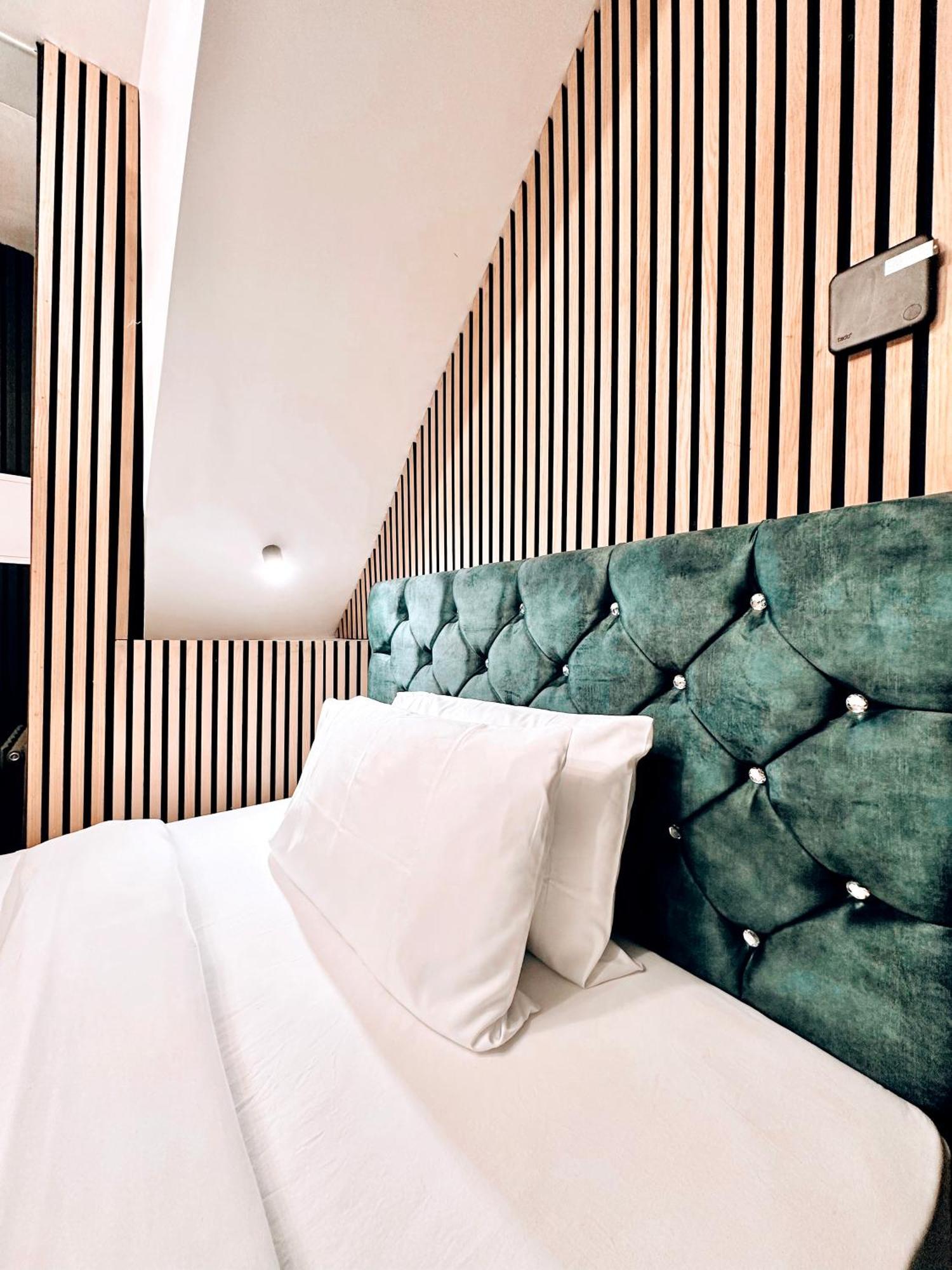 G Eighty Four Lejlighedshotel London Eksteriør billede