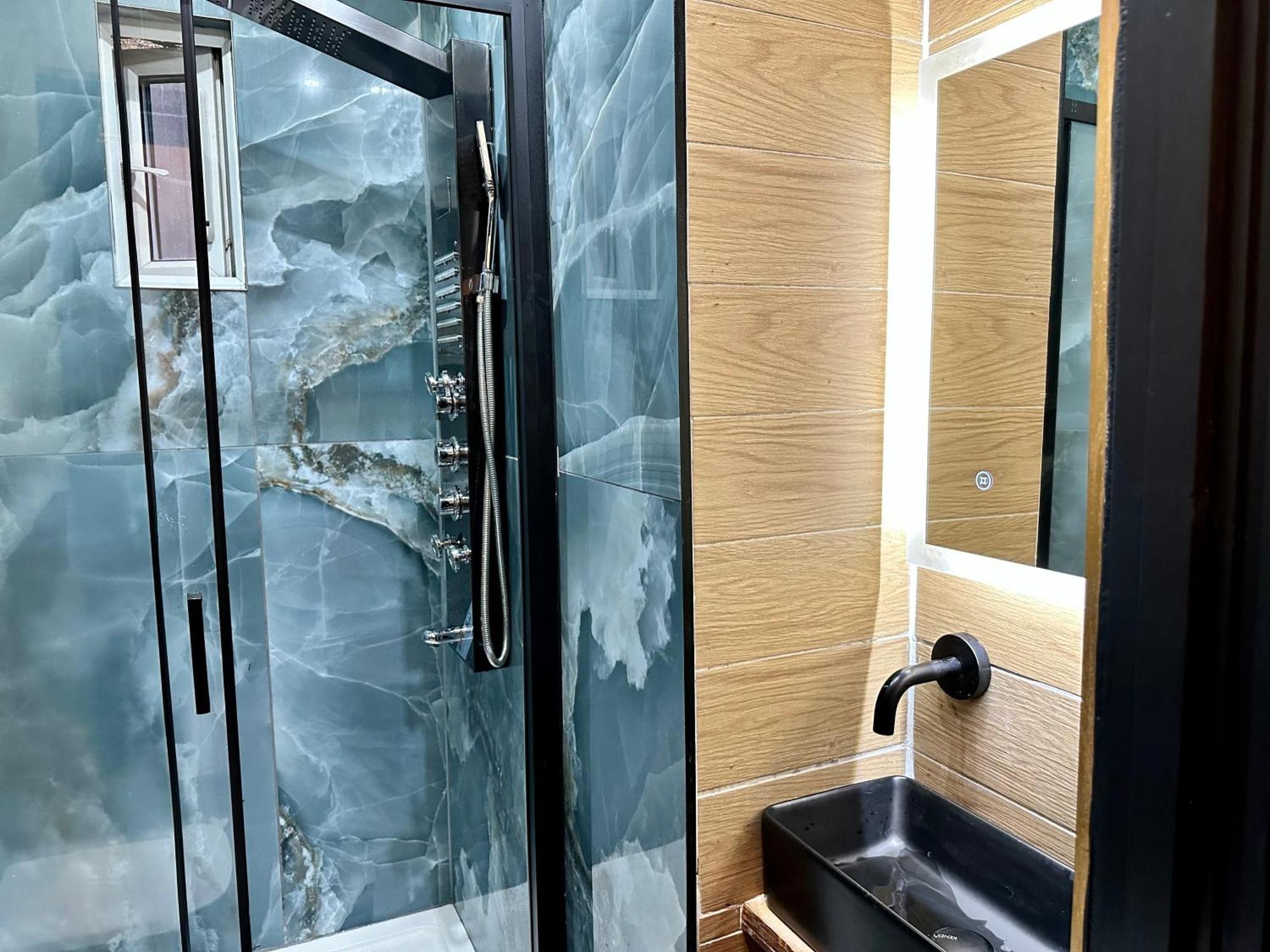 G Eighty Four Lejlighedshotel London Eksteriør billede