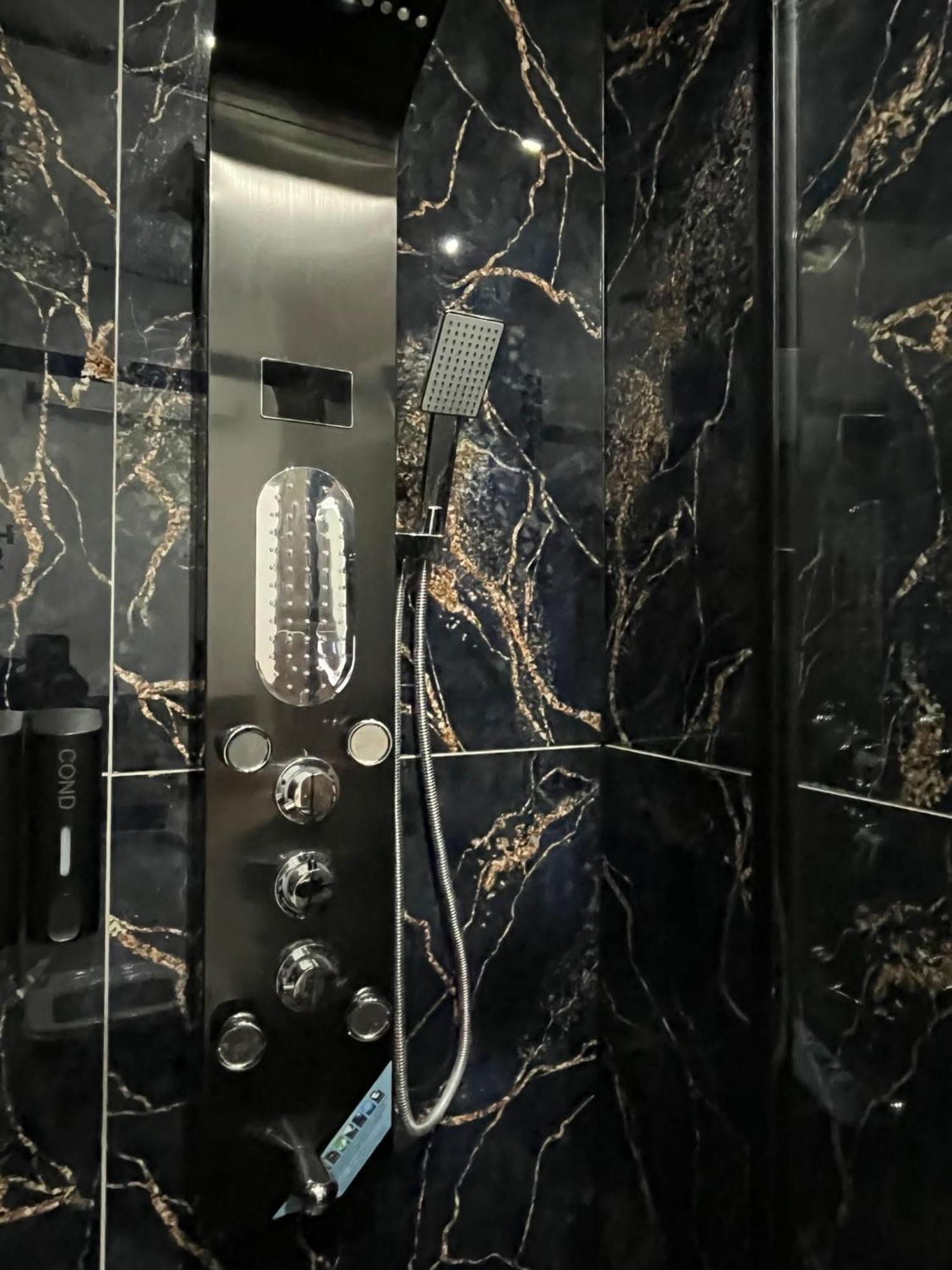 G Eighty Four Lejlighedshotel London Eksteriør billede